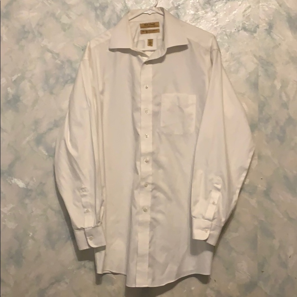 Men’s roundtree & Yorke shirt
